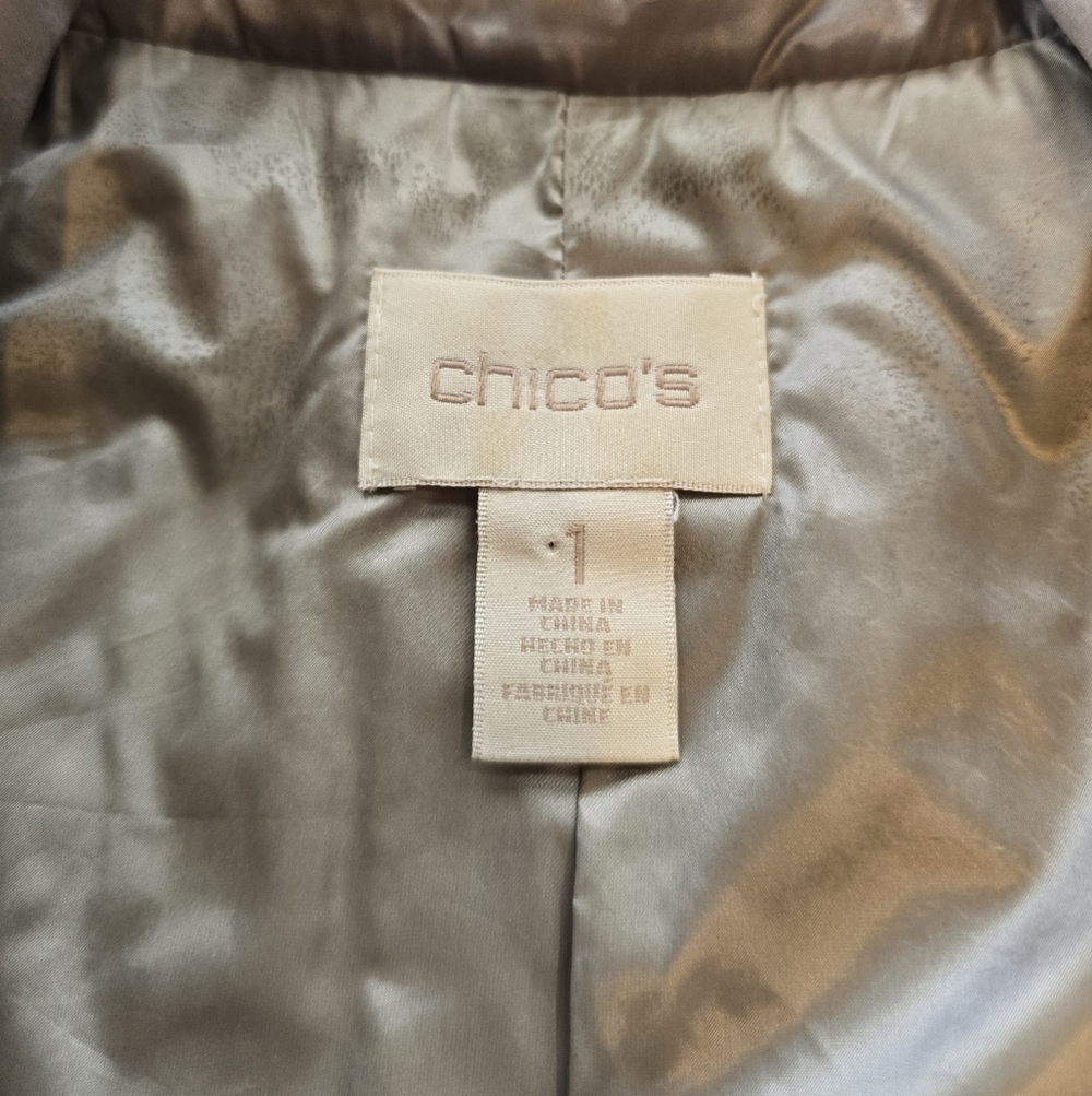 Chico's Silver Gray Embellished Zip Satin Puffy Vest M - Picture 6 of 9